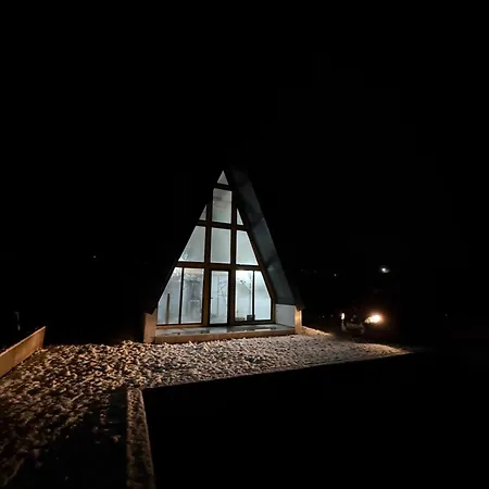 Vikendica Sa Bazenom Huzur